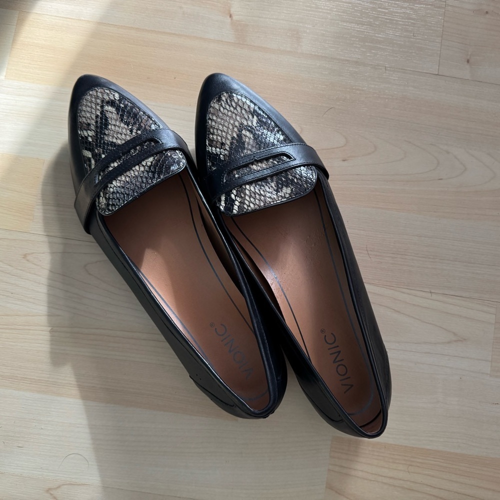 Vionic Black Faux Snakeskin Loafers